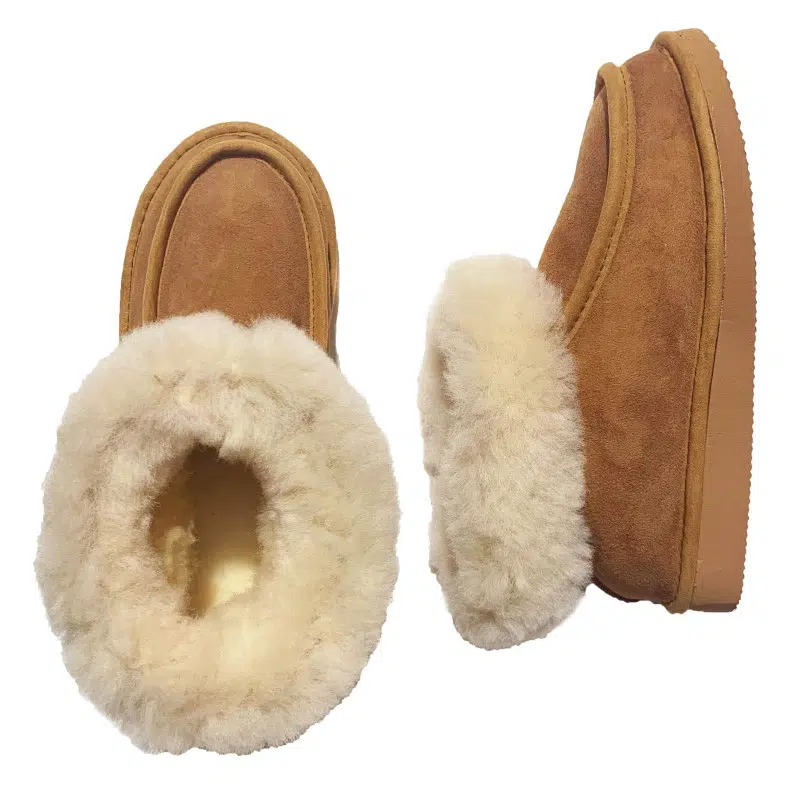 chaussons en peau de mouton accesoires pure laine maison volumes lille 1