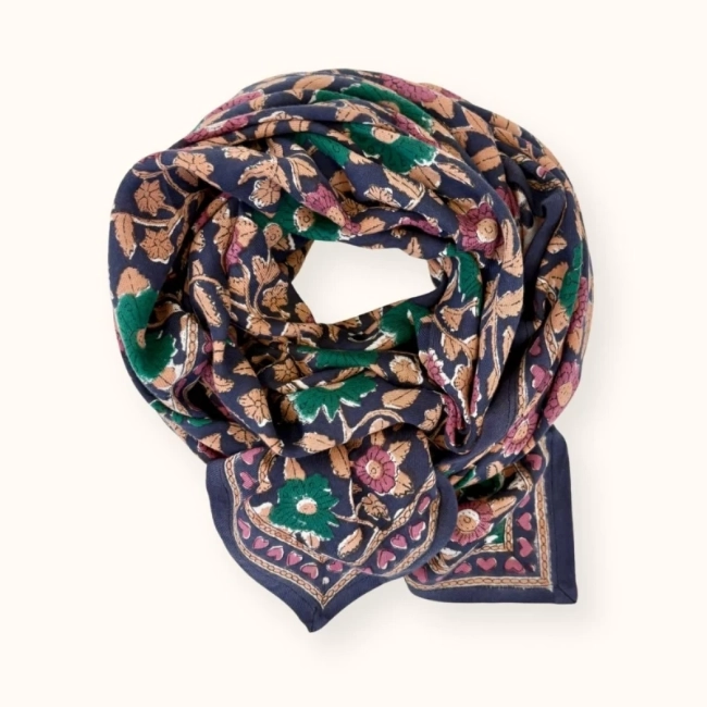 apachesbig foulard latika coeur navy forest 1 maison volumes lille