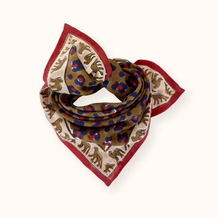 small foulard en coton dupitta leopard fire maison volumes lille 1