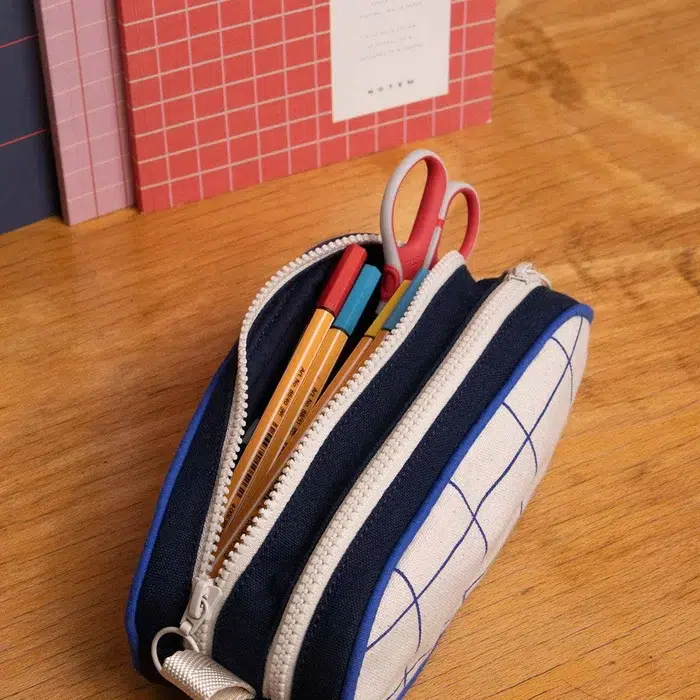hindbag trousse malo tricolore carreaux maison volumes lille 2